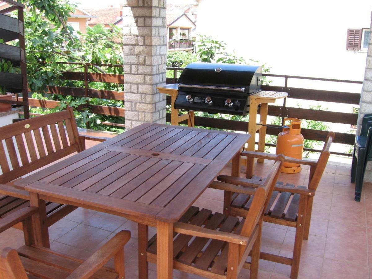 Apartmani Bubnic อูมัค ภายนอก รูปภาพ